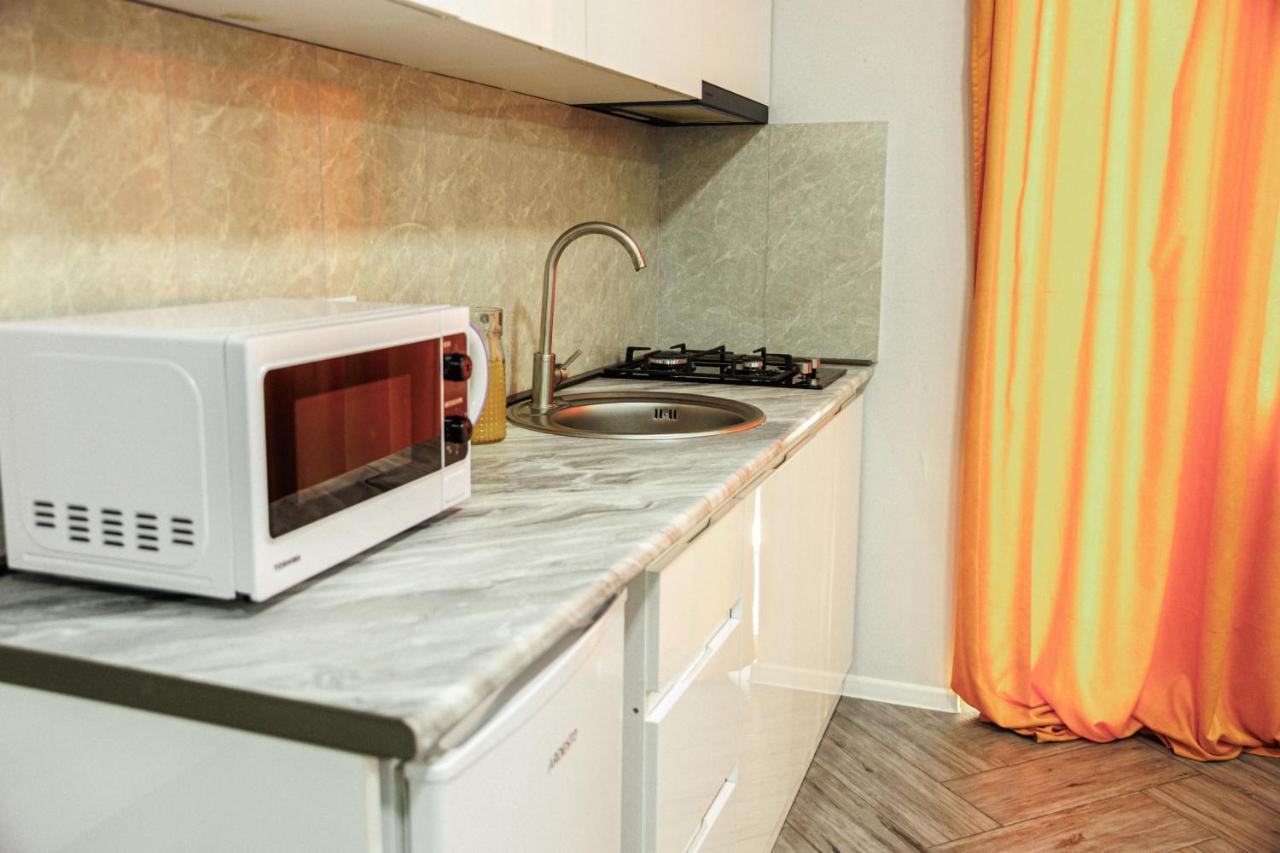 Apartment "B" With A Separate Bedroom Tbilisi Exterior photo